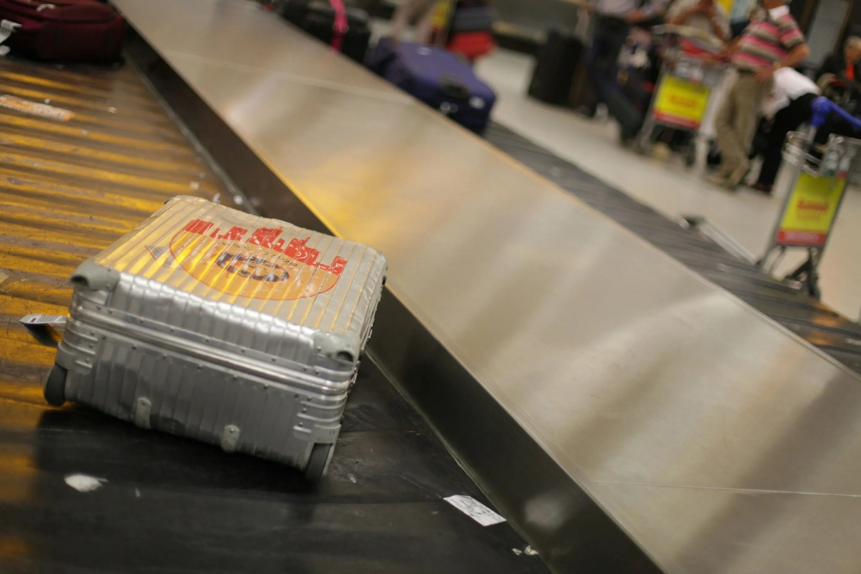 How Vacuum Bags Help You Save on Checked Baggage Fees