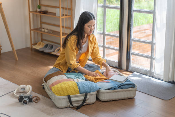 How Do Frequent Travelers Manage Storage More Efficiently